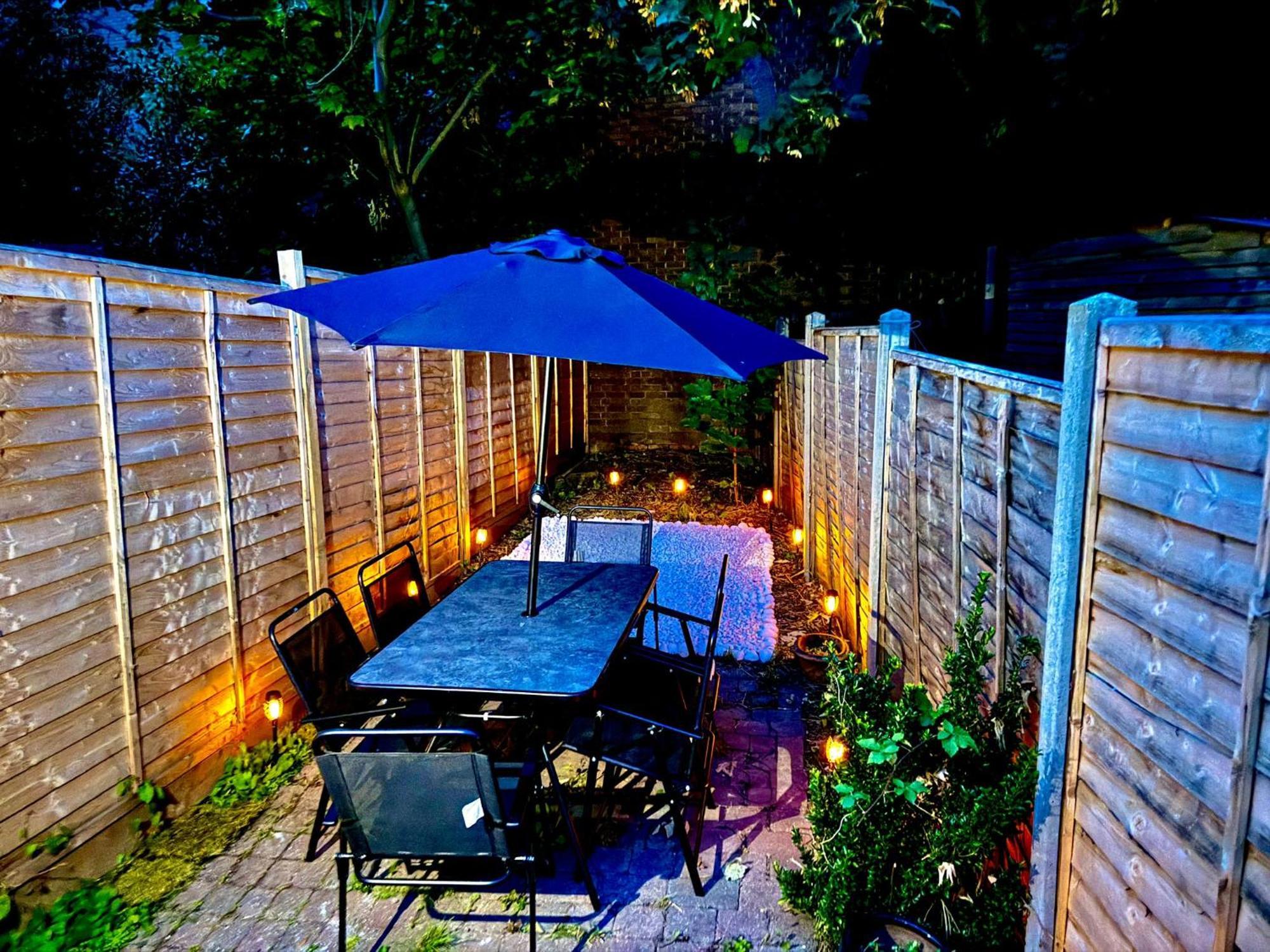 Three Bedroom House By Peacegrove Homes Short Lets & Serviced Accommodation Brighton With Free Wifi & Pet Friendly 外观 照片