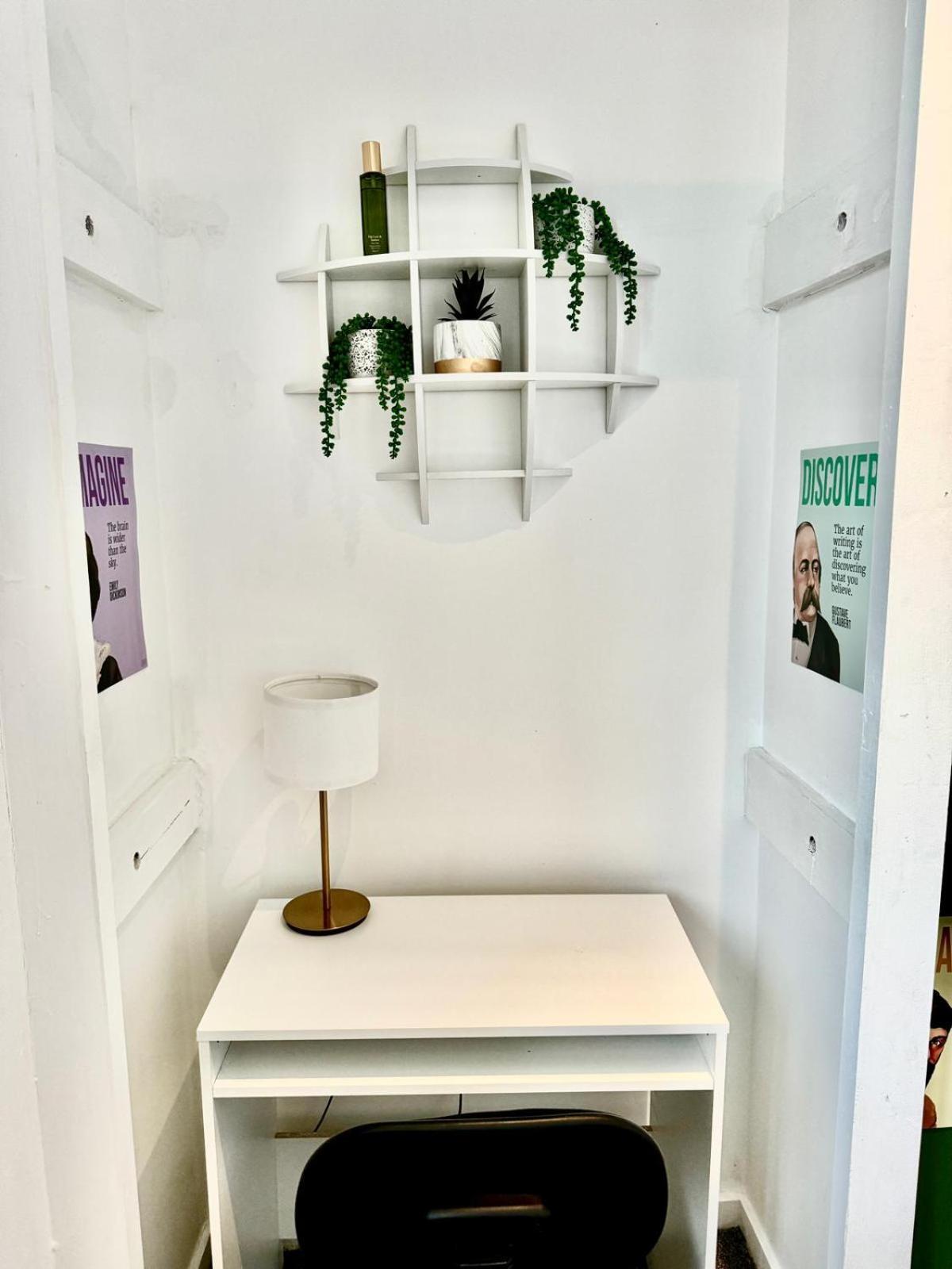 Three Bedroom House By Peacegrove Homes Short Lets & Serviced Accommodation Brighton With Free Wifi & Pet Friendly 外观 照片